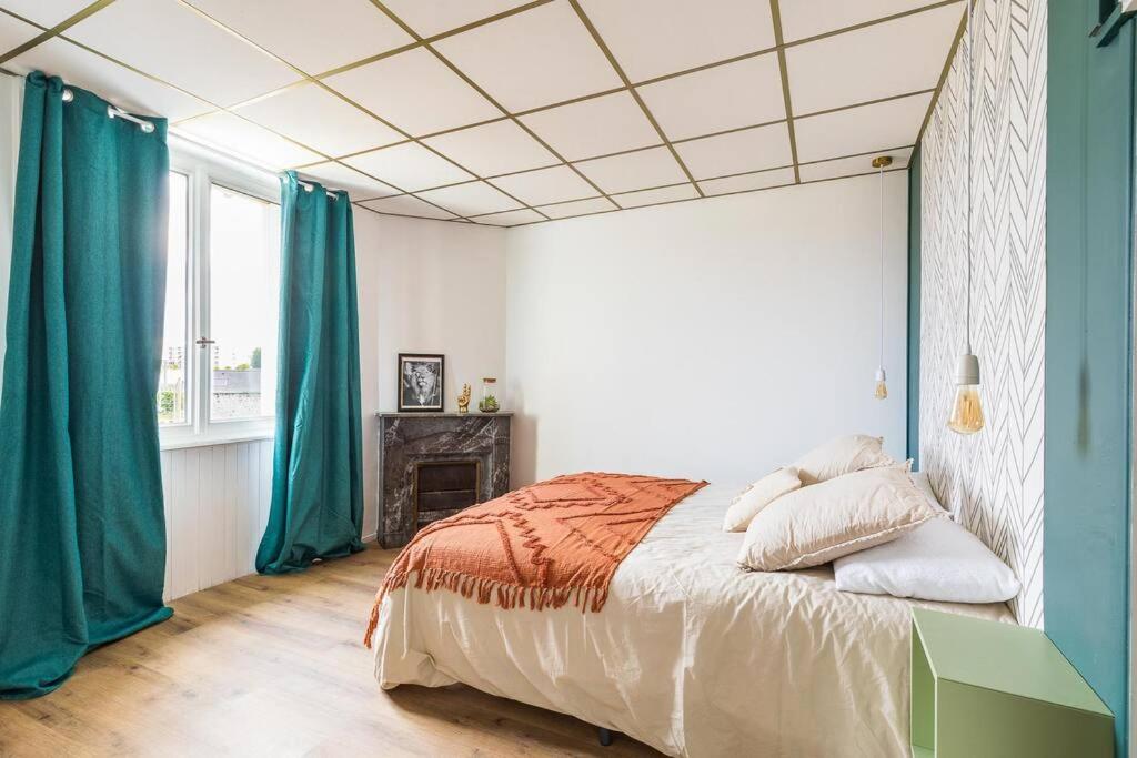 Appartement Cozy En Face De La Gare - Saint-Brieuc Exterior foto